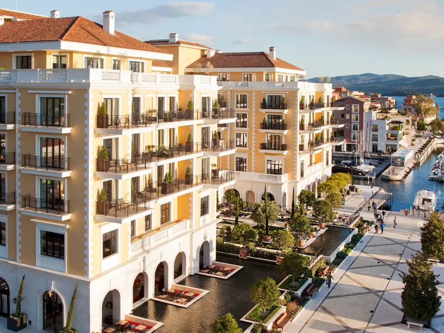 Do-you-need-cash-in-Montenegro